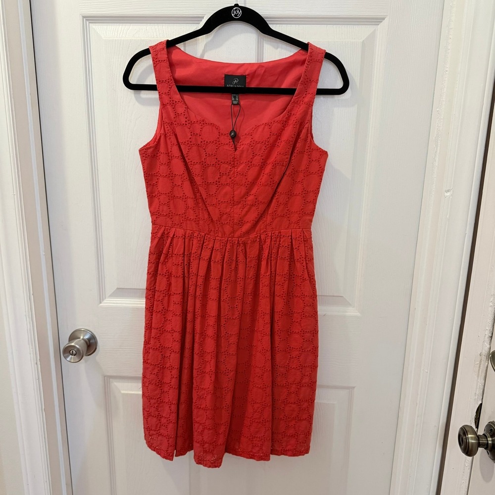 NWOT Adrianna Papell 6P Coral Eyelet Fit‎ Flare Cocktail Dress Sheath Sleeveless